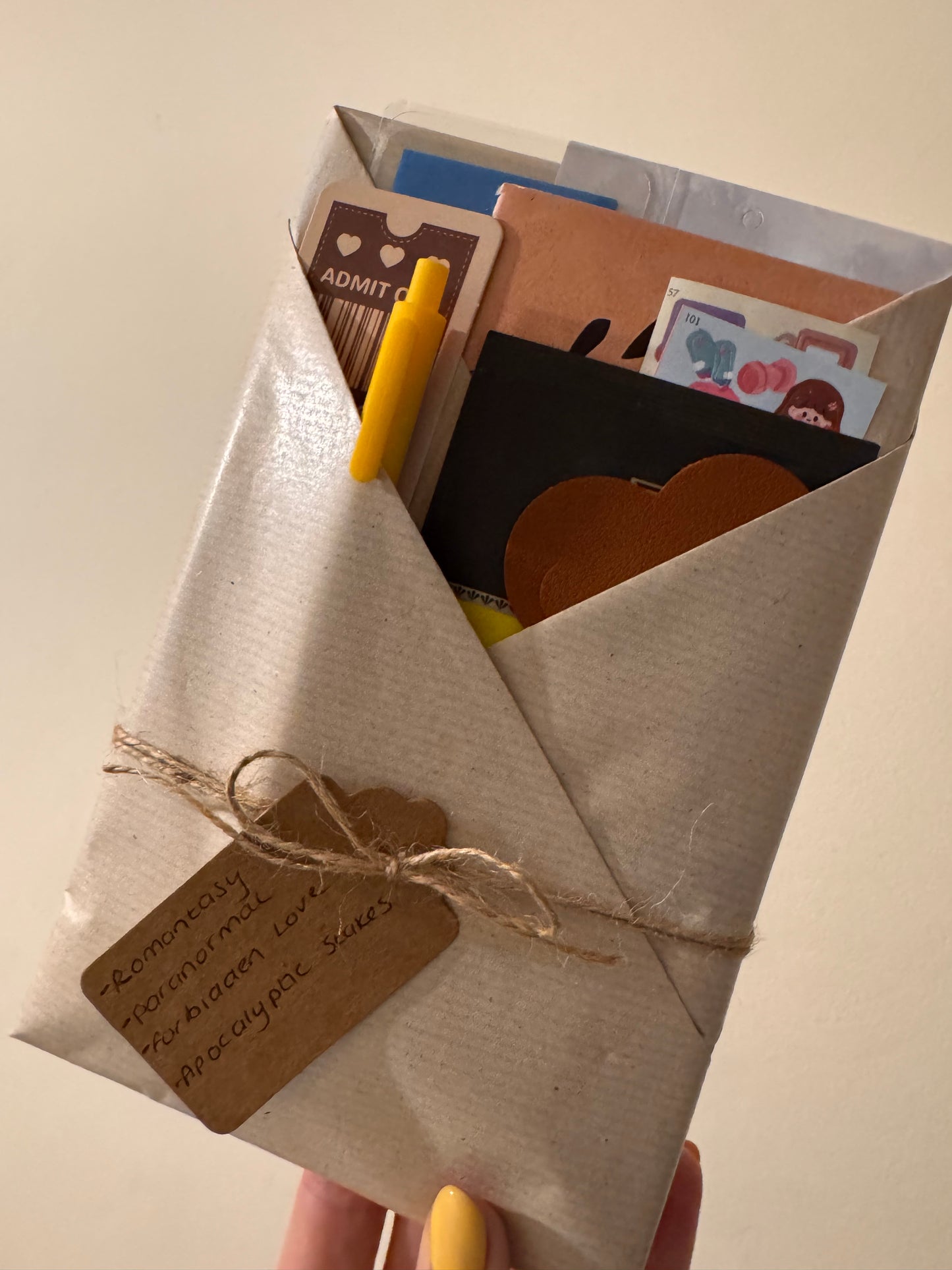 Blind date with a book (romance/mild spice/feel good)